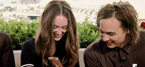 dailyfeartwdgifs:Ftwd cast | Frank and Alycia’s friendshipasked by ~anonThey’re so cute.