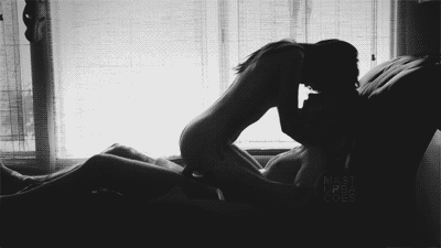 theegentlemansdesire:  Even your silhouette is sexy.