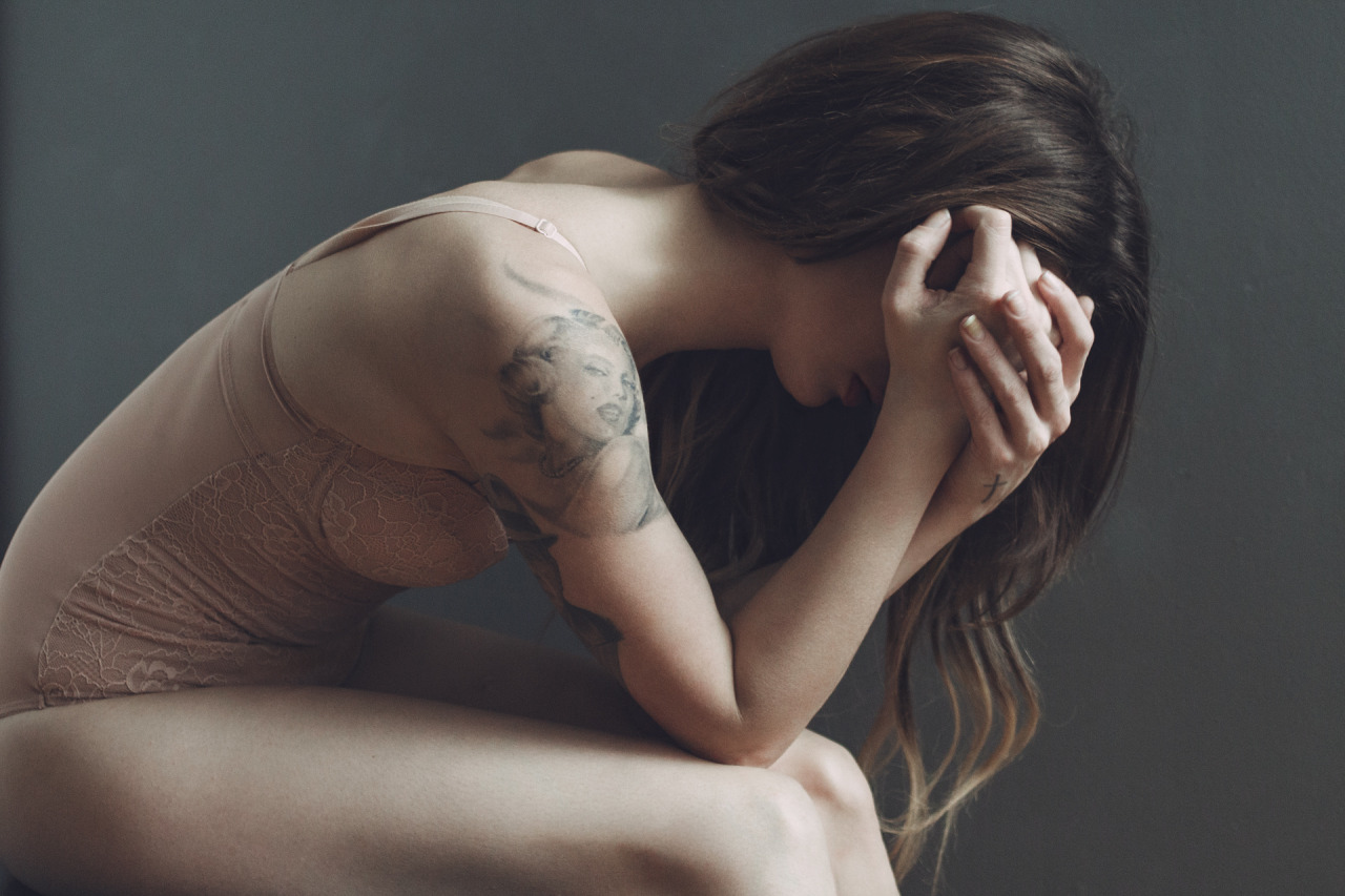 b-authentique:  Malissa Otting (interview) Keep reading 