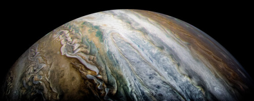 artschoolglasses:Photos of Jupiter from NASA’s Juno