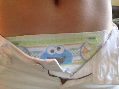 diapergirly: Too damn cute!!! azdiaperluv: Good morning! Super naughty today for work…