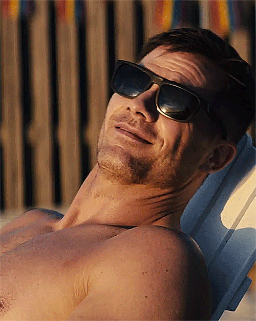 froylanmadden:LUKE MACFARLANE as Aaron Shepard in Bros (2022)