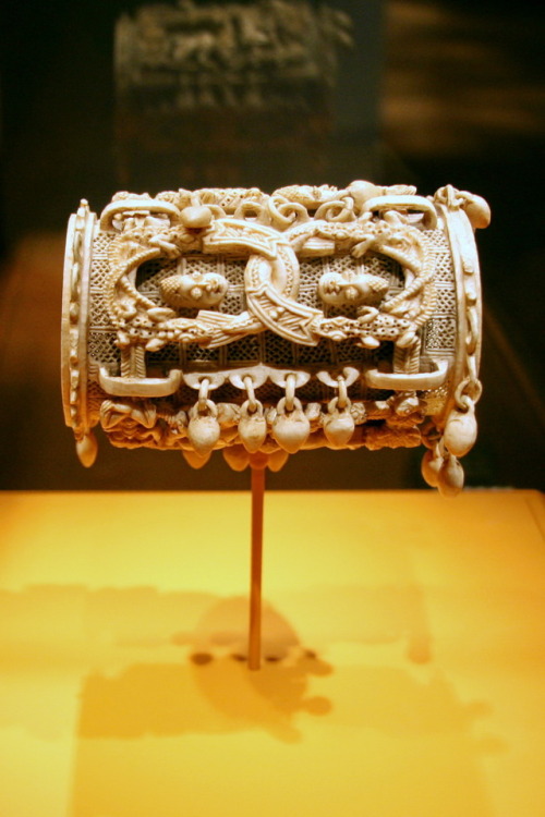 Carved ivory bracelet of the Yoruba people, of the Owo region of present-day Nigeria, depicting hunc
