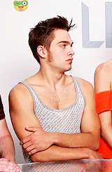 thedailyedition:  The Daily Edition - Wolf Watchthe gorgeous Dylan Sprayberry at Comic Con