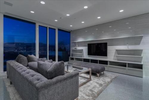 Edmonton Oiler’s Owner Daryl Katz Lists $38M Penthouse Condo in Vancouver.