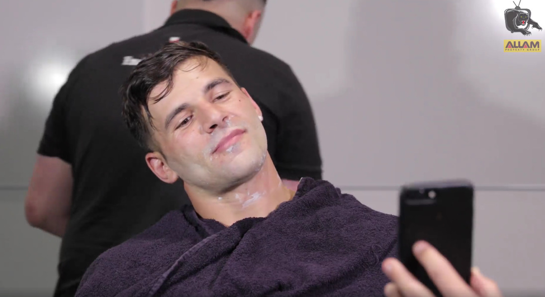 roscoe66:  Josh Mansour of the Penrith Panthers shaves off his beard for charity.