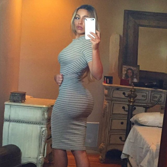awesome-ass-here:  awesome-ass-here.tumblr.com  instagram: @awesome_asses_here 
