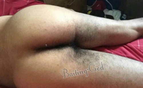 naughtylatinfreak:  king-of-baits:  baiting-god:  #Baiting-God #Pinklips #Cumshot #Prettyhole #Baited  Follow my new page King-of-Baits, formally known as Baiting-God, revisit some of your favorite hits.  That hairy ass is everything
