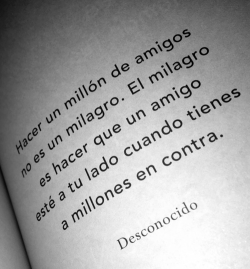 somospandaspordentroyporfuera:  Esto es lo más cierto que he visto en toda mi vida-Una chica invisible. 