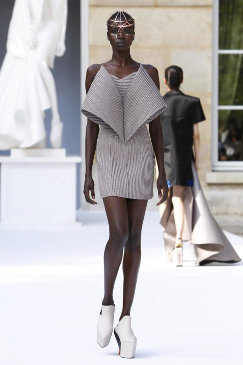 money-in-veins - Ilja F/W 2015 Couture // Paris (Details)