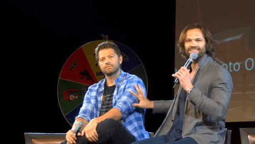 lucifer-is-a-fallen-angel:  thegreyruin:  idjitlovespie: Misha and Jared - JibCon 2018 [x] MAN-CHILD