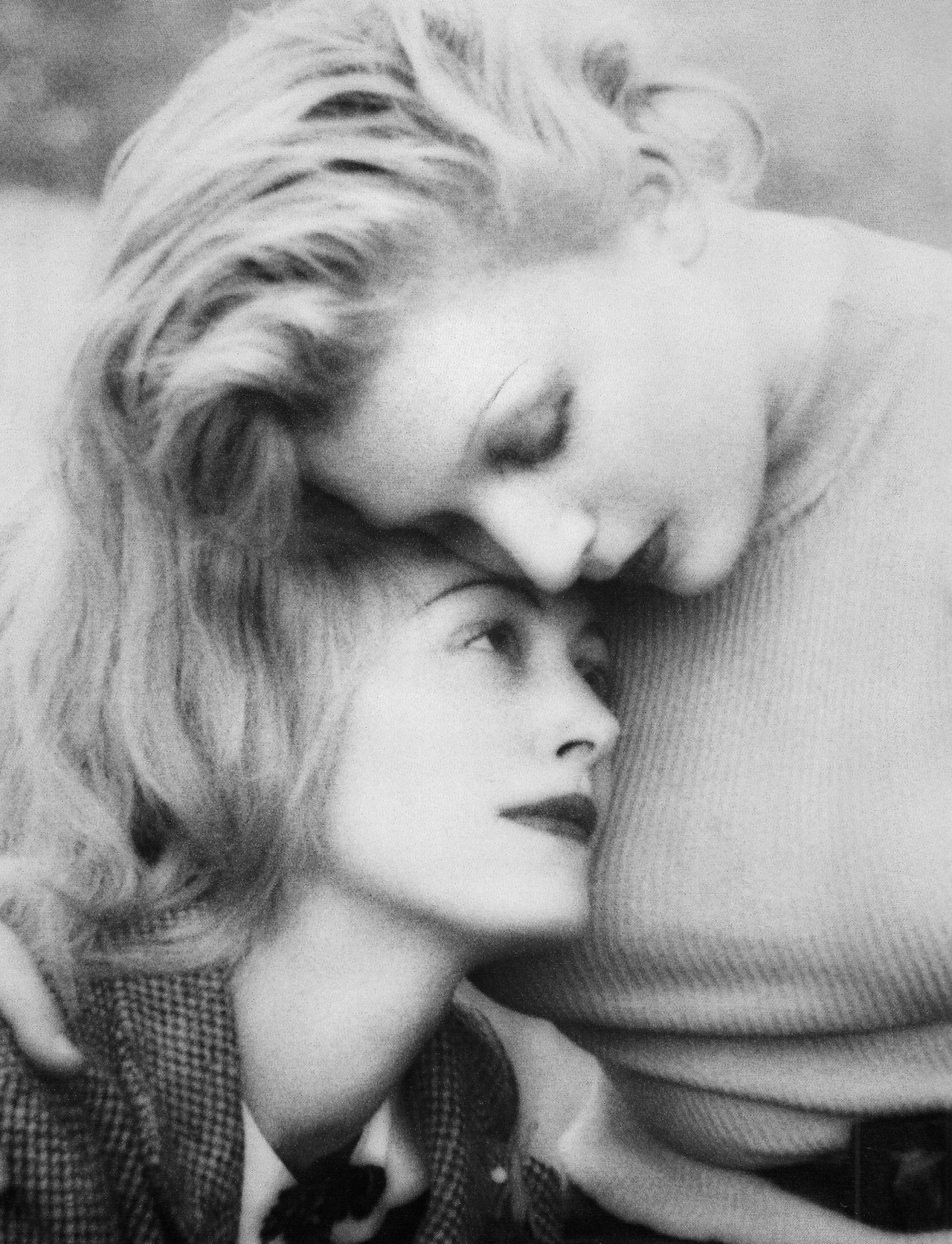 lahermosaflagelada-blog: Nusch and Sonia  Man Ray [1935] 