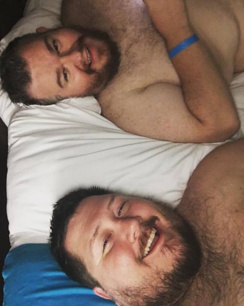 Porn fuzzymark:  Day 1 of Bearwatch is in the photos