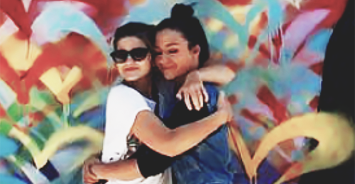 dinahkorbae:  The best thing to hold onto in life is each other. -Audrey Hepburn