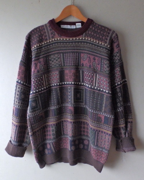 littlevisionsthrift: 90s Italian knit sweater. size XL