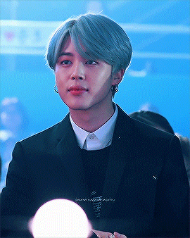 jeonsdear: blue haired prince (cr. mighty j)