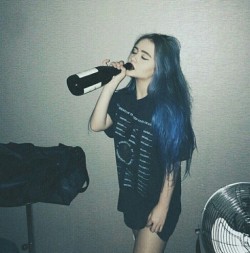 lesbianslovesatan:  rust-in-deth:  acidic-alien:    ☾GRUNGE BLOG☽     🌙  xx im not human xx