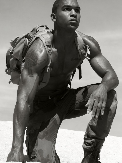 mintolauk:  Legend of the Street Commando Model:Aygemang Clay | Photography: Ron Reagan