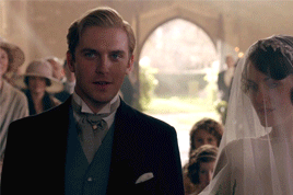 tonal-gleeson:Matthew Crawley in every episode [17/25]↳ S03/E01