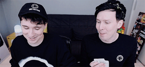retrohowell:“you gave me Nickelback and yeast, I don’t want those!”