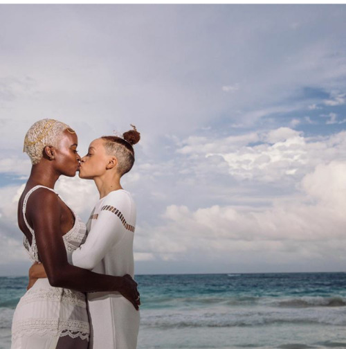 lesbianfemmes: Came across their wedding pictures on Lulu.sofie (instagram) and immediately fell in 
