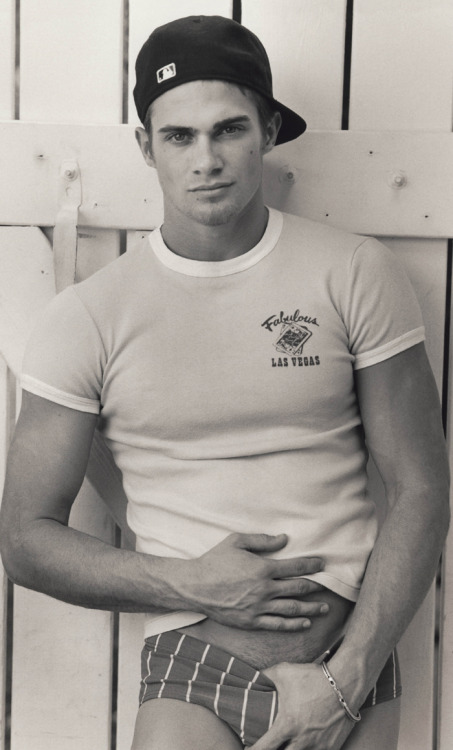 flood-shadow-in-zoo:  Seth Kuhlmann American Model, Actor & Singer part 02 