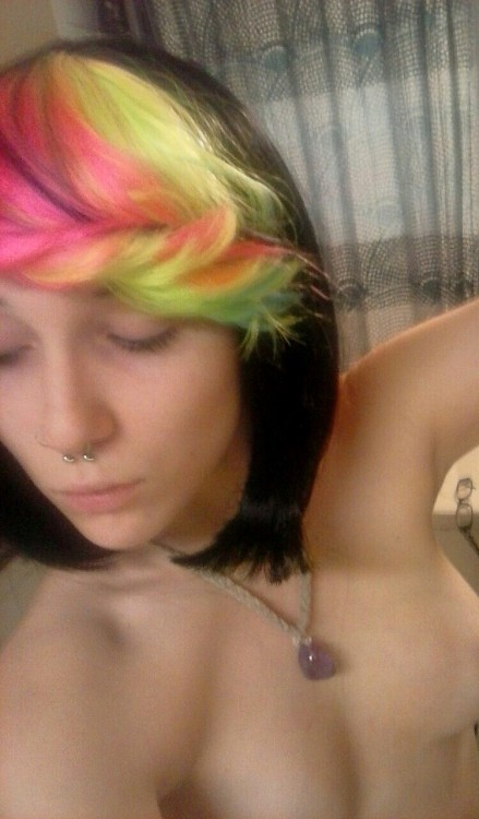 snailslimesublime:  In my free time I-