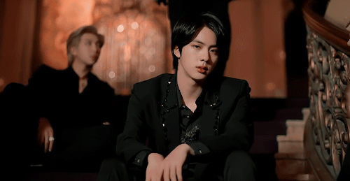 Black Swan MV 