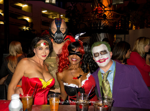 The DC Comics gang. One super-heroine and porn pictures