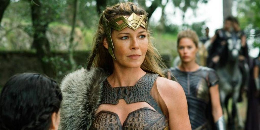 GUEST POST: 'Wonder Woman'—Armor vs. Underwear & Why It Matters - We So Nerdy