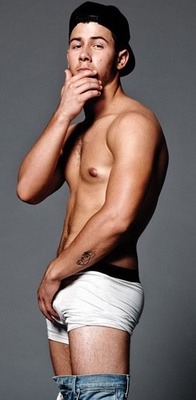 vinladen:  clmvt18:  So in other news: Nick Jonas is now practically in soft gay