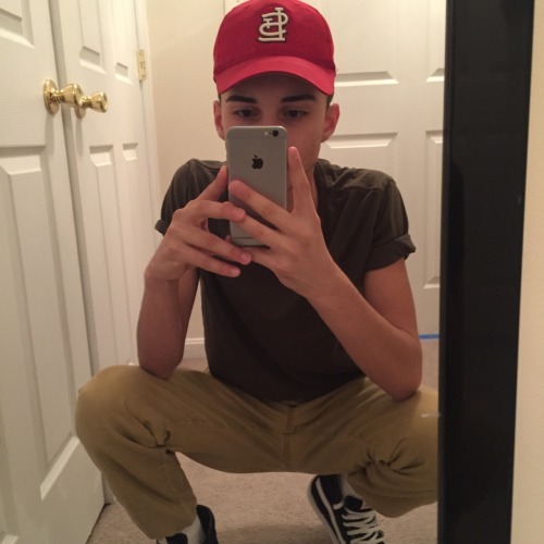 steeezytony:  Straight from Mexico call her Quintana