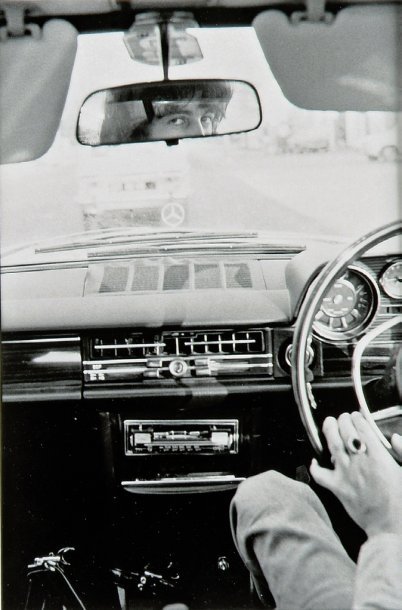 Dominique Tarle, Ron Wood au volant d'une Mercedes , 1971