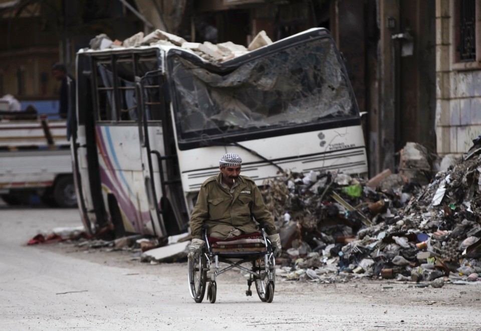 fotojournalismus:  Syria 2014 1. Deir al-Zor, Feb. 3. (Khalil Ashawi/Reuters) 2.