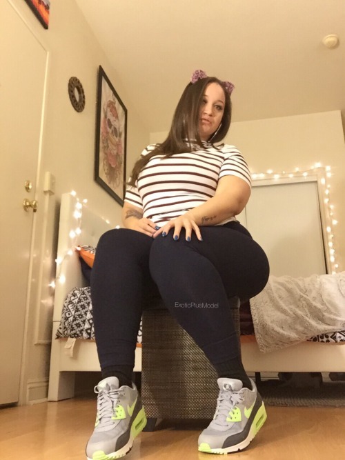 exoticplusmodel: Thick ass BBW get you one lol