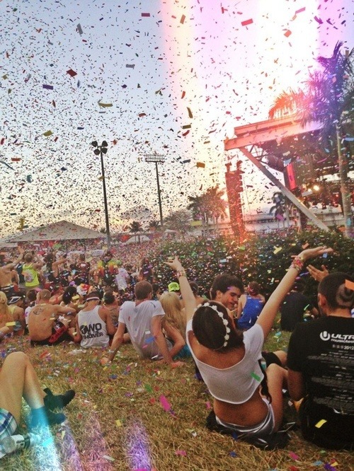 gaaaby-x:  Summer!!! on We Heart It. http://weheartit.com/entry/70335246/via/Lesathy