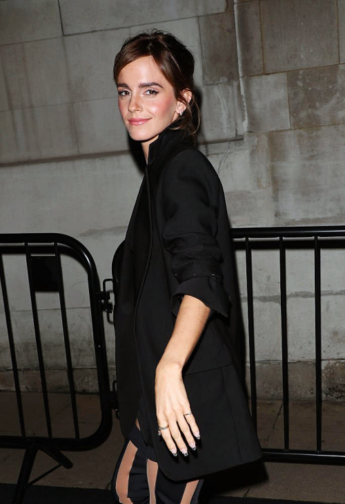 bladesrunner:  EMMA WATSON Charles Finch x CHANEL Pre-BAFTA Party 