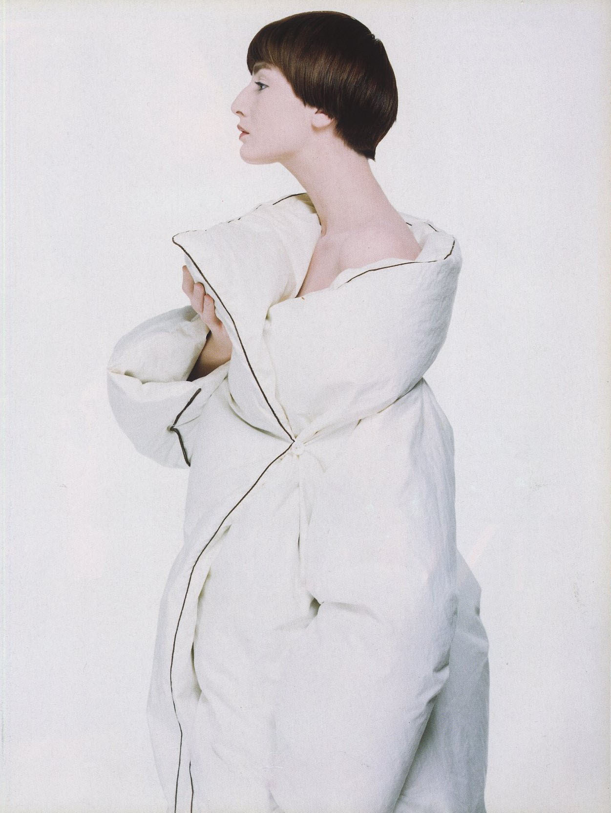 maryjopeace:ERIC TRAORE’ | ERIN O’CONNOR | TENDANCES | DUVET COAT ...