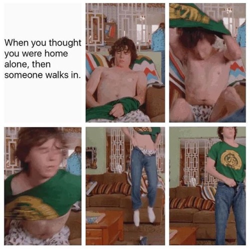 #dead #themiddle #axlheck #homealone www.instagram.com/p/Bq2eUiqnL3_/?utm_source=ig_tumblr_s