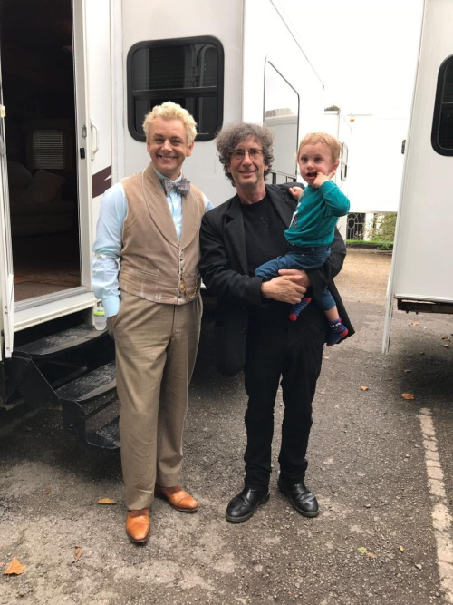 Some Photos Of Neil Gaiman And The Cast Of Good Omens Whilst On Set. 