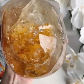 golden healer quartz skull