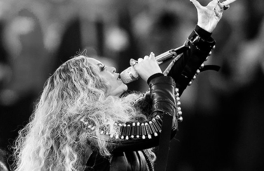elion-gonzalez:  alicevikander:  BEYONCE X KENDRICK LAMAR  “My daddy Alabama, Momma
