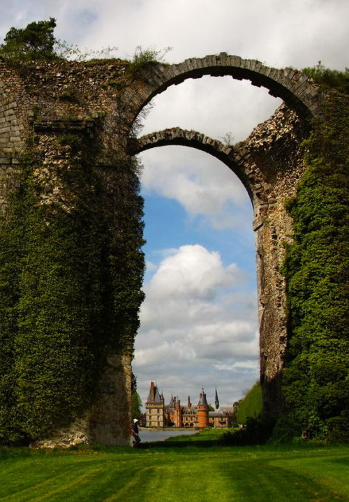 Château de Maintenon / France (by Ackteon).