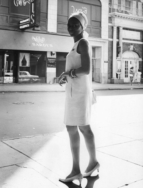 milkandheavysugar: Cicely Tyson stands in front of Sardi’s on W. 44th Street in Manhattan on August 