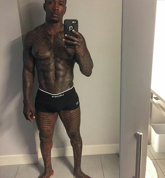thickchocolatecity:  Yes!!! 😍😍  Follow http://thickchocolatecity.tumblr.com