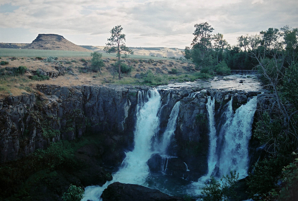 adorus:  White River Falls (by This Rules) 