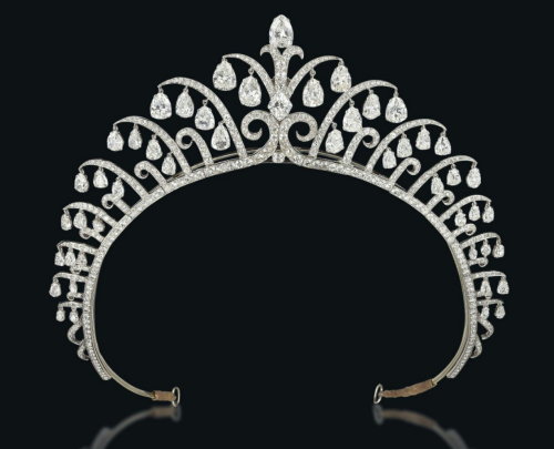 Art Deco Diamond Tiara by Cartier!