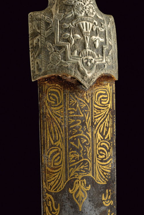 art-of-swords: Jambiya Dagger with a Double Blade Dated: 19th century Culture: Ottoman Measurements: