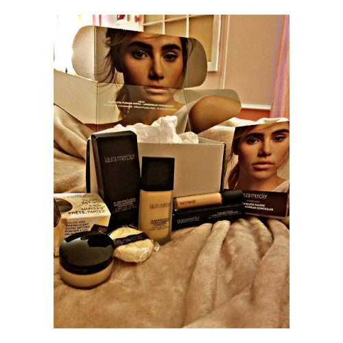 Thank you #influenster for the foundation, concealer & loose setting powder! I am beyond excited