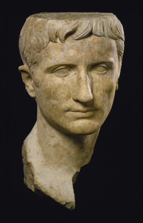 Marble portrait of the Roman emperor Augustus (r. 27 BCE - 14 CE). Now in the Walters Art Museum, Ba